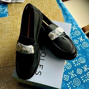 NWT Aerosoles  Becket 9